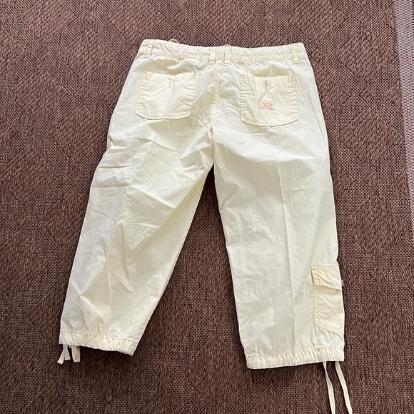 Unionbay Yellow Baggy Cargo Capris Pants Tie hem size 7 - Picture 6 of 7